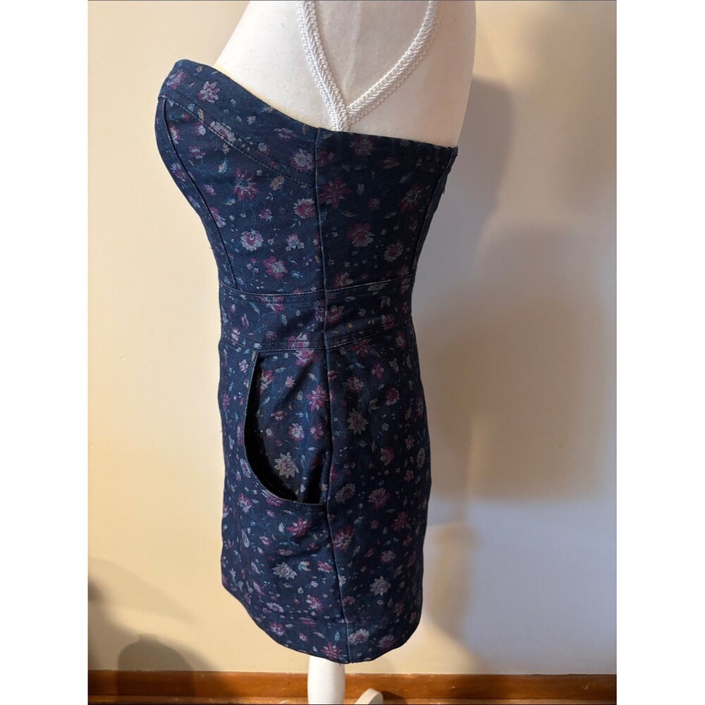 Twenty One Strapless Denim Navy Floral Mini Dress. Size Small - Picture 2 of 7